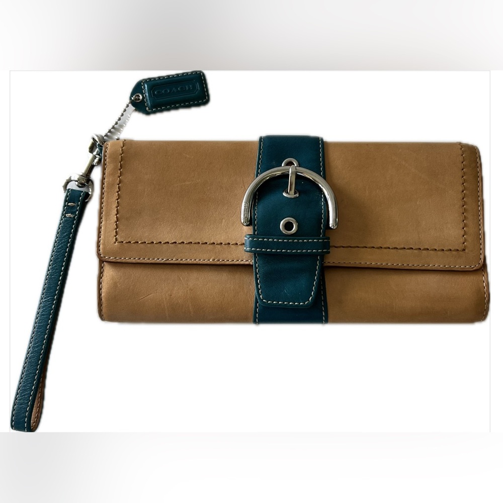 Vintage Coach Tan and Green Vegetable Leather Wristlet